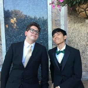 Meet your Posher, Max